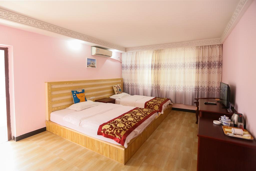Fawlty Towers Hotel Yangshuo Dış mekan fotoğraf